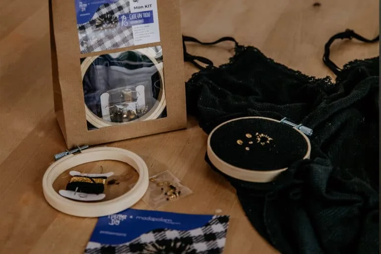 Kit “Chic un trou” – Broderie zéro-déchet