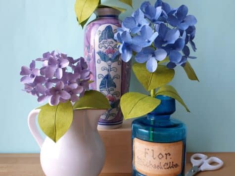 Kit DIY hortensia en papier népalais bleu, blanc et/ou violet clair à fabriquer pour la décoration intérieure
