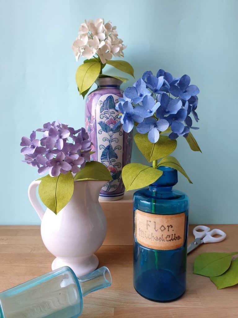 Kit DIY hortensia en papier népalais bleu, blanc et/ou violet clair à fabriquer pour la décoration intérieure
