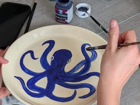 Privatisation – Peinture sur céramique