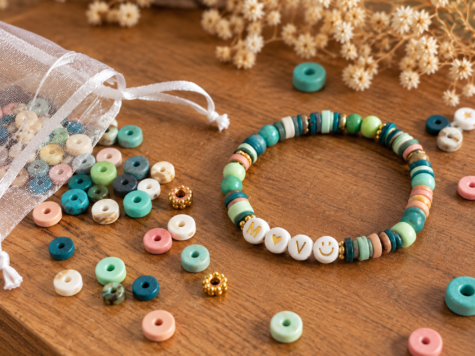 Kit DIY Bracelet Harmonie – Bracelet en perles Heishi à personnaliser