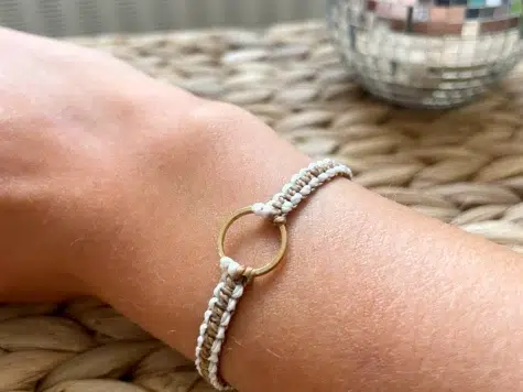 Créez votre bracelet tendance en macramé !