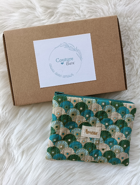 Couture Box : Pochette matelassée tissu japonais vert