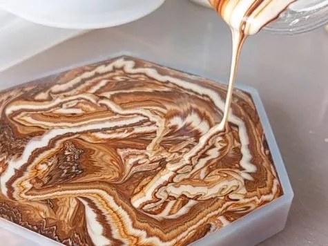 Découvrir la jesmonite