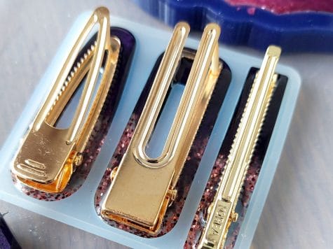 Création de 3 barrettes à cheveux en résine UV
