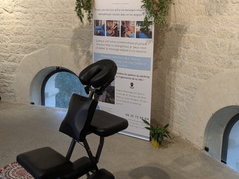 Salon Cocottes & Créateurs : Massage Amma Assis