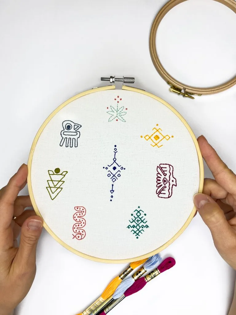 Kit de broderie : Motifs aztèques