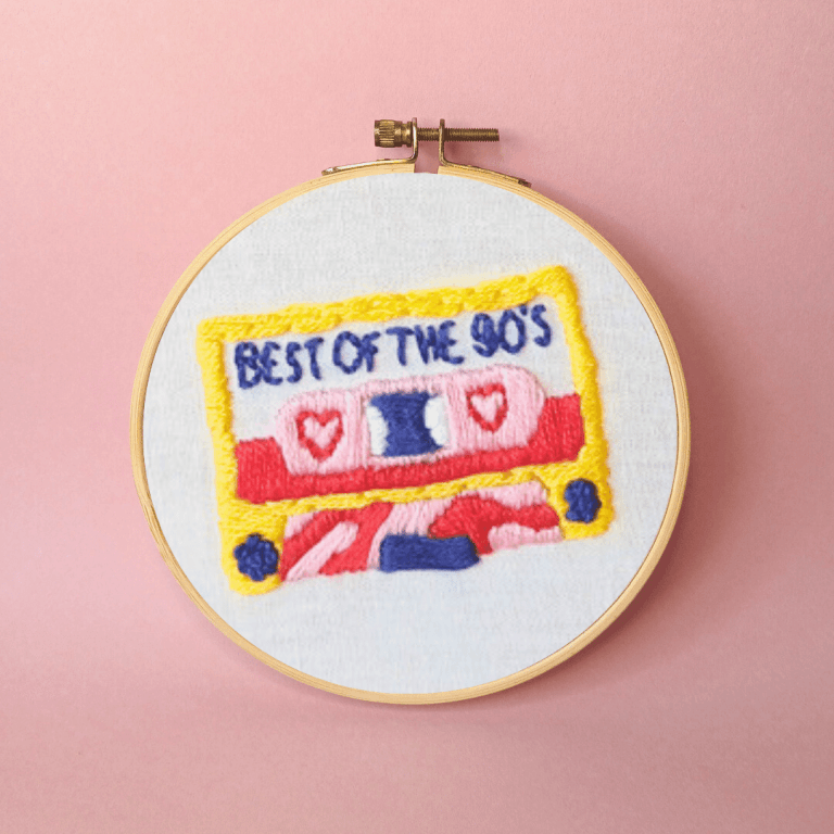 Kit de broderie Best of the 90’s Mixtape by Limistic