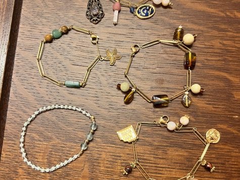 Atelier upcycling de bijoux (+ Goûter) – Création d’un bracelet unique sur Rochefort