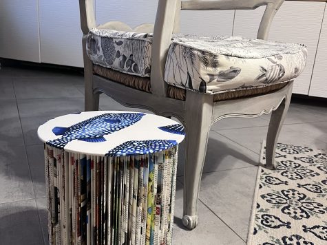 Bout de canapé, table d’appoint, tabouret
